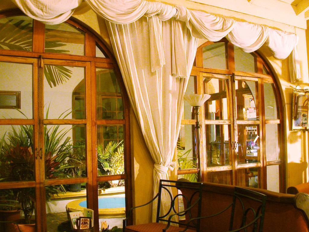 فندق La Rosa Del Paseo سان هوزيه المظهر الخارجي الصورة